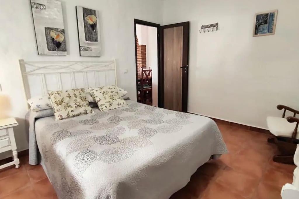 Ferienhaus Casa La Roca El Gastor